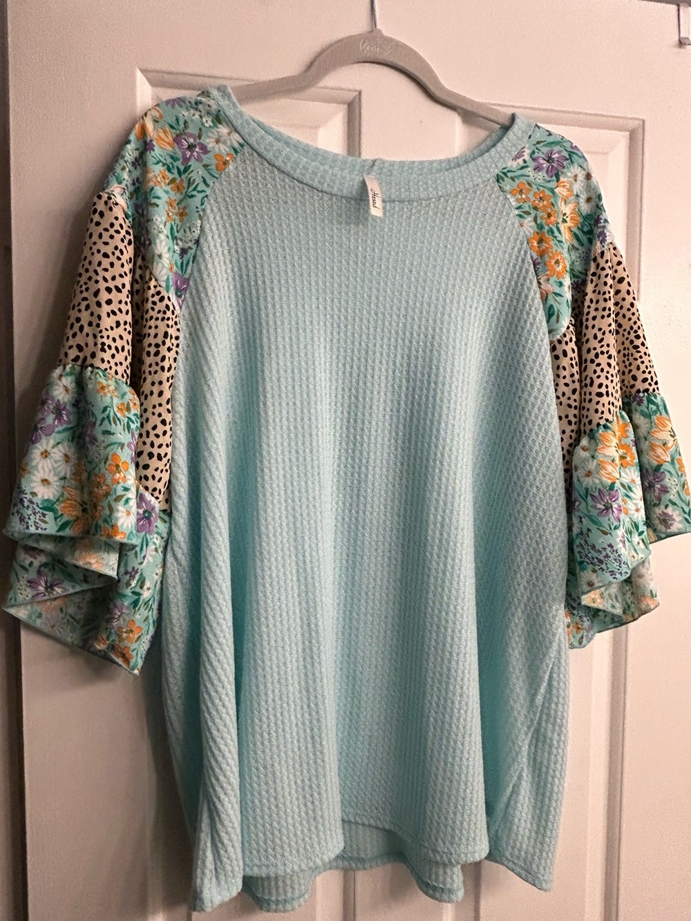 Aqua blouse with floral & leopard sleeve oversized and flowy size L/XL